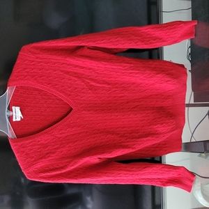 Super soft 2-ply cashmere v-neck red sweater
